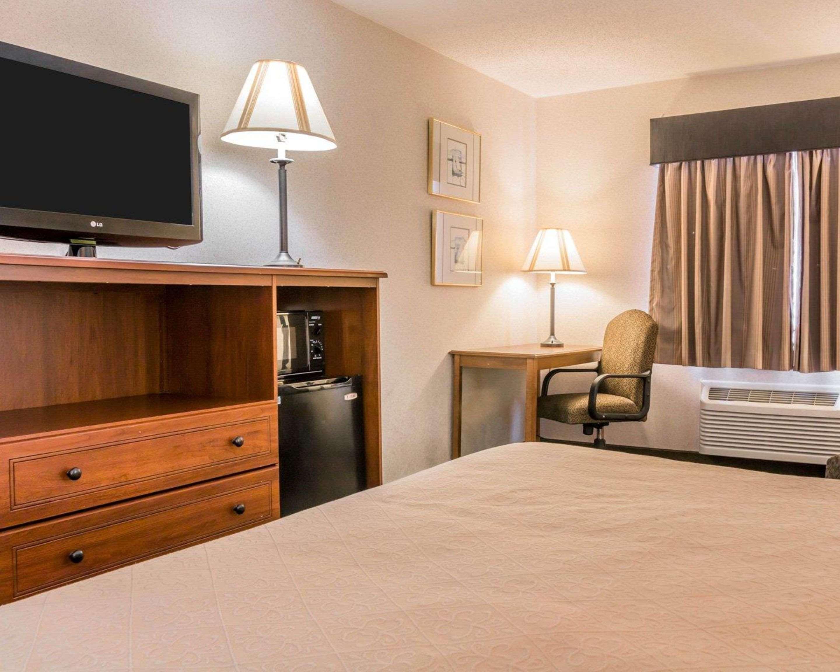 Quality Inn Grand Rapids North Walker Luaran gambar